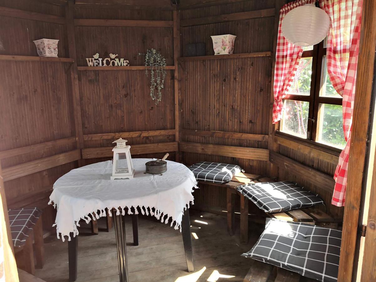 Kuenstler Ferienwohnung 3 Zimmer Kueche Bad Zentrale Lage Wulsbuttel Экстерьер фото
