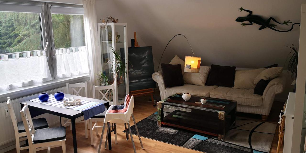 Kuenstler Ferienwohnung 3 Zimmer Kueche Bad Zentrale Lage Wulsbuttel Экстерьер фото
