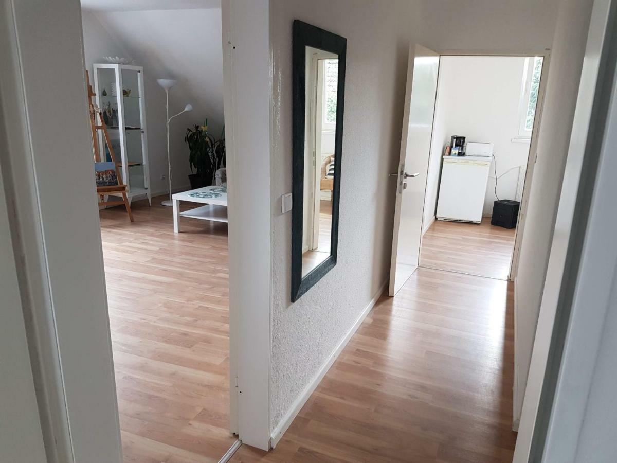 Kuenstler Ferienwohnung 3 Zimmer Kueche Bad Zentrale Lage Wulsbuttel Экстерьер фото